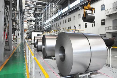 為民族鋼鐵企業(yè)點(diǎn)贊 自主研發(fā)填空白，技術(shù)先鋒站前沿